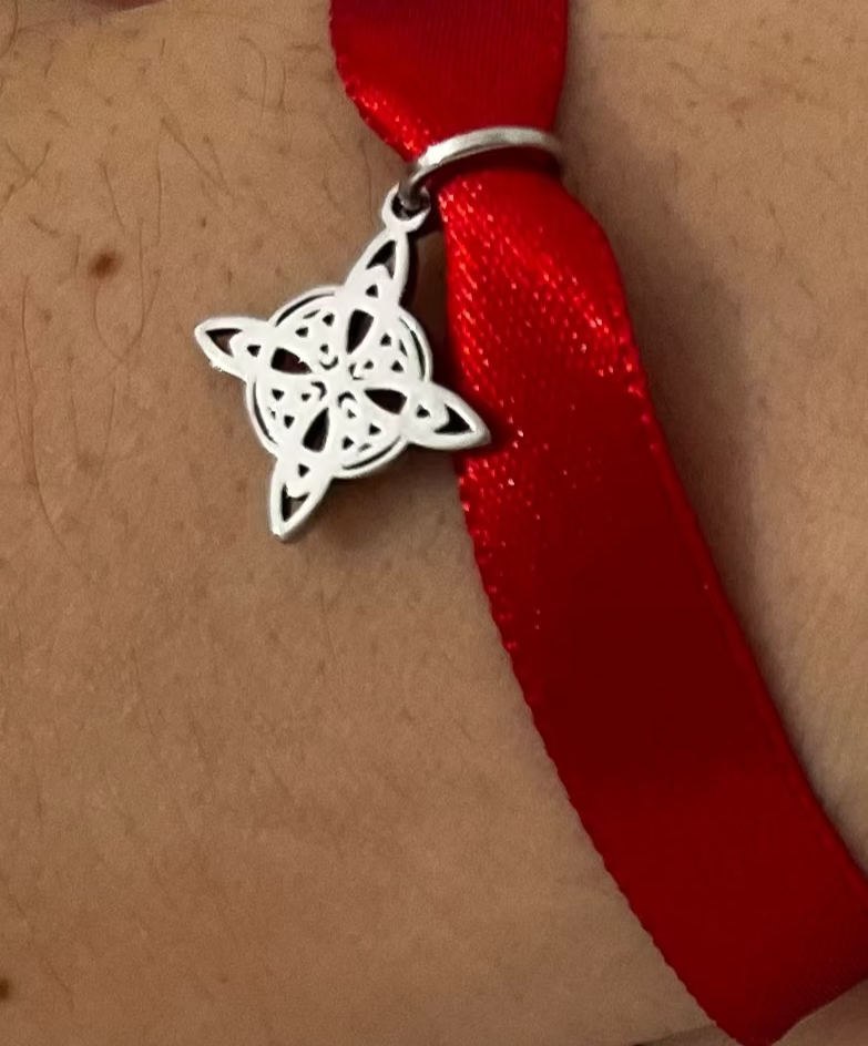 Pulsera Protección con nudo de bruja en acero